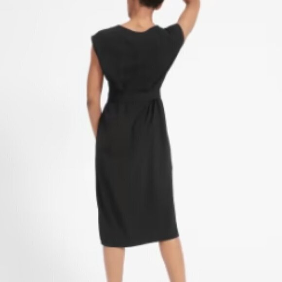 Everlane The Japanese GoWeave Short-Sleeve Wrap Dress in Black sz 6 - Picture 2 of 5